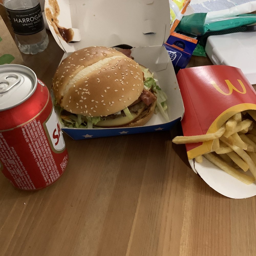 McDonald's - Combo, Kansas Steakhouse Double, large fries, Sangres cerveja - Burgers Near Me - Lisbon, 11