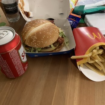 McDonald's - Combo, Kansas Steakhouse Double, large fries, Sangres cerveja - Burgers Near Me - Lisbon, 11