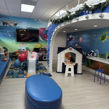 Fun Dental 4 Kids - Front area while you wait your turn - Pediatric Dentists Near Me - Bellflower, California Fun Dental 4 Kids - Front area while you wait your turn - Pediatric Dentists Near Me - Bellflower, California