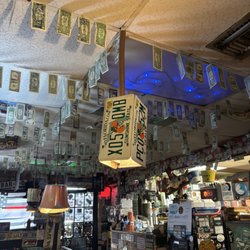 Cool decor, a vibe with the music, drinks and food