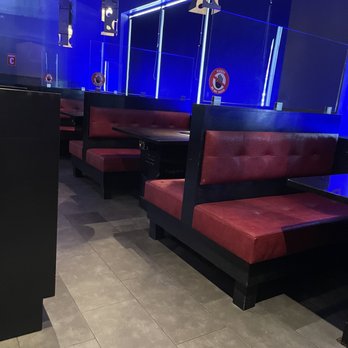 Iron Age - Completely empty sitting areas.... Just the middle area was working during lunch time - Korean Near Me - Annandale, Virginia
