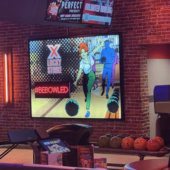 Lucky Strike Annandale - 8/7/26 Decor - Venues & Event Spaces Near Me - Annandale, Virginia