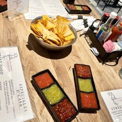 Cantina Del Sol - Chips & Salsa