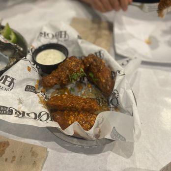 On The Hook - garlic buffalo wings - Cajun/Creole Near Me - Brea, California