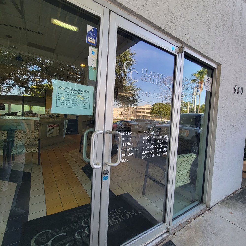 Classic Collision - Auto Glass Services Near Me - Hallandale Beach, Florida