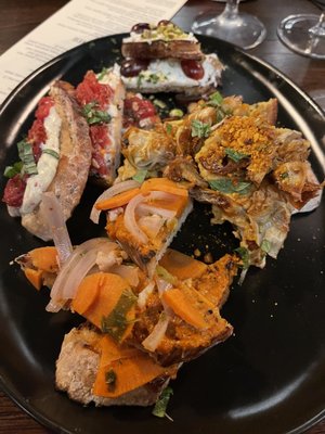 Cynara Restaurant & Lounge by null