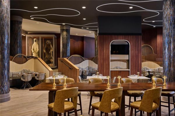 Hilton Anchorage by null