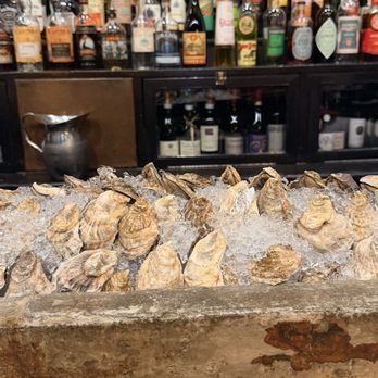 Street & Co. - The bar, raw bar - Seafood Near Me - Portland, Maine