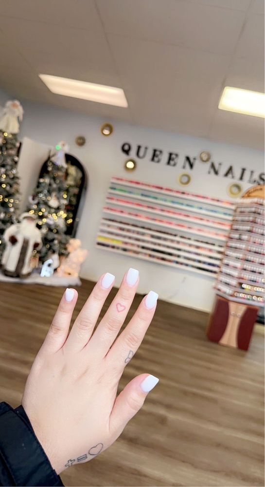 QUEEN NAILS Updated September 2024 42 Photos & 37 Reviews 200