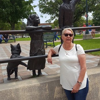 Riverside Park - Photo Statues - Parks Near Me - La Crosse, Wisconsin Riverside Park - Photo Statues - Parks Near Me - La Crosse, Wisconsin