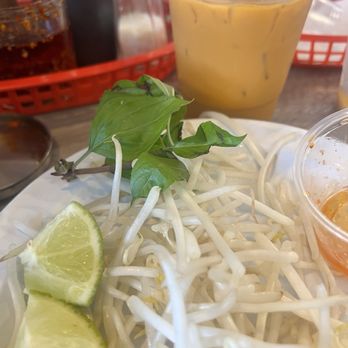 Pho Hoan Pasteur Gardena - Thai tea - Vietnamese Near Me - Gardena, California