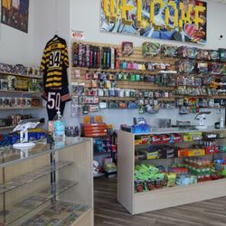 King Fandom - Welcome In! For all you TCG needs. We have a wide array of trading cards, funko pops, and comic books.