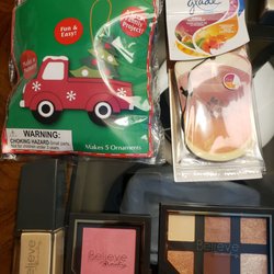 Been wanting to try Believe Beauty makeup out & don't have Dollar General really close to me, so glad I could grab some here in Quartzsite.