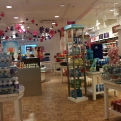 Bath & Body Works
