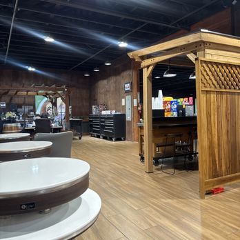 Elaine's Nails - Inside - Nail Salons Near Me - Las Vegas, Nevada