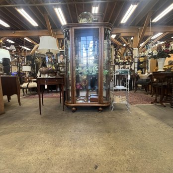 Cannery Row Antique Mall - Antiques Near Me - Monterey, California Cannery Row Antique Mall - Antiques Near Me - Monterey, California