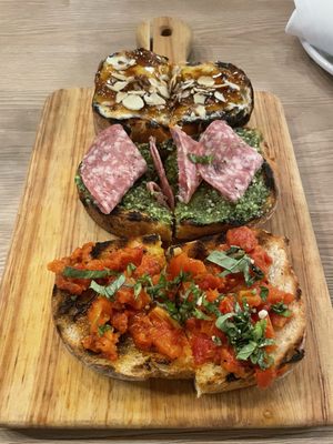 Crust Simply Italian Chandler by null
