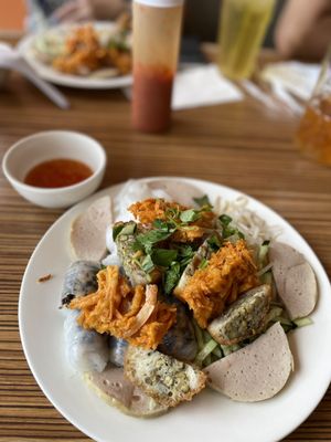 Banh Cuon Tay Ho 4 by null