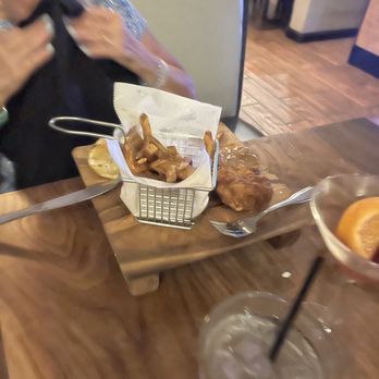 Amalfi's Kitchen & Bar - Fish and chips - Italian Near Me - Lawrenceville, New Jersey