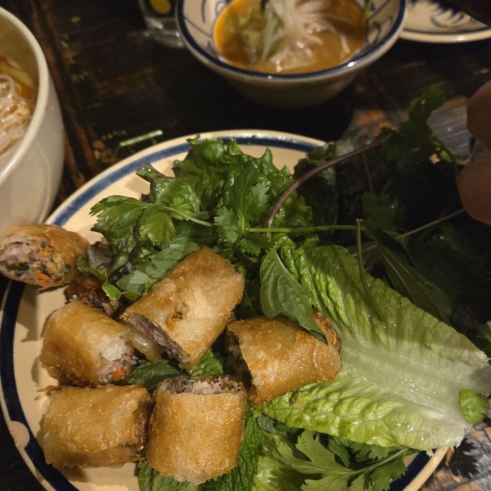 Banh Anh Em - Spring rolls (cha gio) - Vietnamese Near Me - New York, New York
