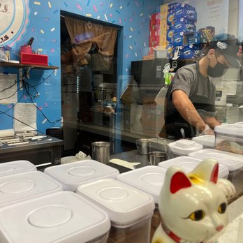 Sweet Creams - Ice Cream & Frozen Yogurt Near Me - Honolulu, Hawaii