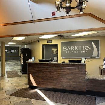 Barkers Waterfront Grille - New American Near Me - Superior, Wisconsin Barkers Waterfront Grille - New American Near Me - Superior, Wisconsin