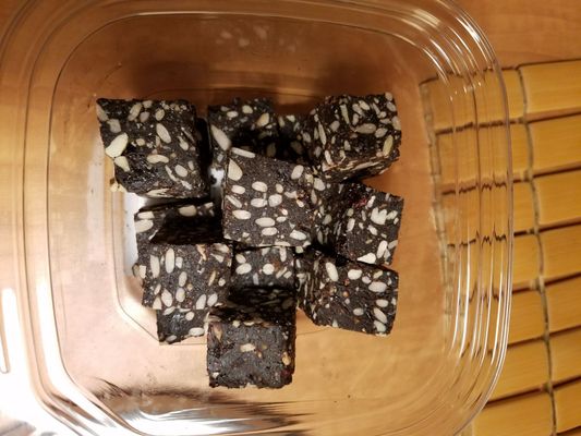 MOM's Organic Market by null