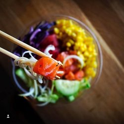 Salmon poké Bowl