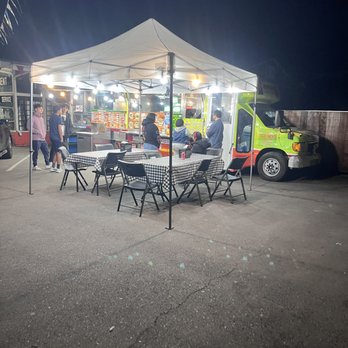 Tacos panchito - Outside/truck - Tacos Near Me - San Jose, California