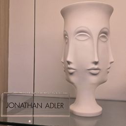 Jonathan Adler - Dora Maar Urn (Hey Diane!) Jonathan Adler - Dora Maar Urn (Hey Diane!)