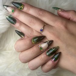 SL Nails & Spa