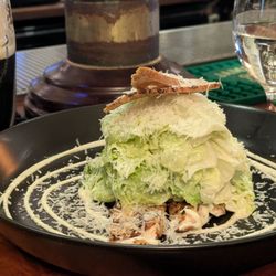 Dingle Benners Hotel - Chicken Caesar salad