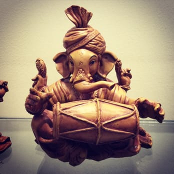 Radha Madhav Dham - Ganesha in the gift shop - Hindu Temples Near Me - Austin, Texas Radha Madhav Dham - Ganesha in the gift shop - Hindu Temples Near Me - Austin, Texas