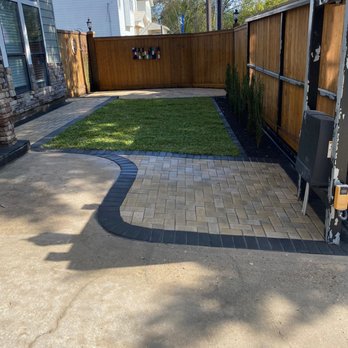 Exterior Effect Design and Construction - a backyard with a brick paver walkway - Landscaping Near Me Exterior Effect Design and Construction - a backyard with a brick paver walkway - Landscaping Near Me