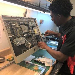 CPR Cell Phone Repair - Bowling Green - Image of Computer Repair at CPR Bowling Green KY