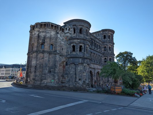 Porta Nigra by null