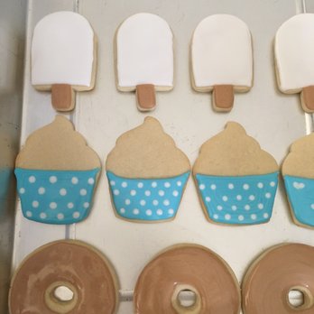 A Cake Life - 1st step - Bakeries Near Me - Honolulu, Hawaii