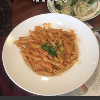 Sal's by Victor - Penne el vodka - Italian Near Me - Williamsburg, Virginia