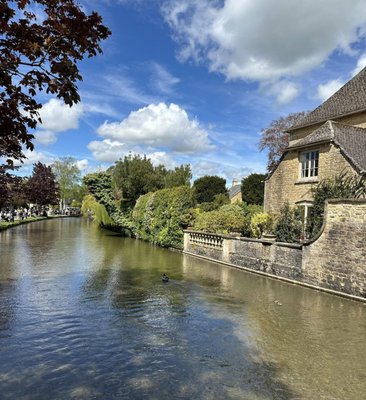 Bourton-on-the-Water by null