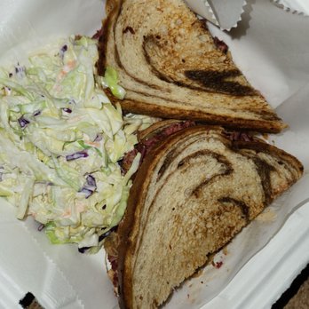 Dubliner Restaurant & Pub - Rueben - Irish Near Me - Washington, DC, District of Columbia