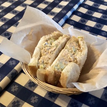 Merridee's Breadbasket - Bakeries Near Me - Franklin, Tennessee