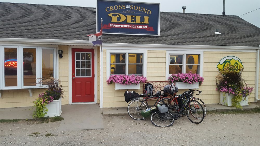 Cross Sound Deli, Orient Roadtrippers