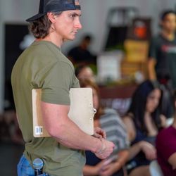Train 8NINE - 8N Academy host seminars and clinics about fitness, nutrition, health and personal growth.
