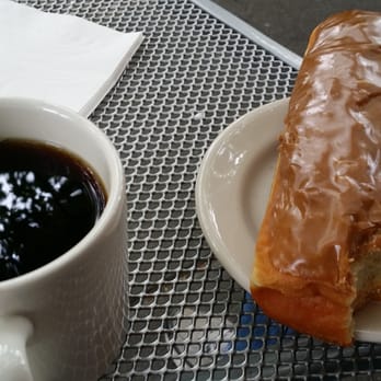 Top Pot Doughnuts - Maple bar...good.. - Bakeries Near Me - Seattle, Washington Top Pot Doughnuts - Maple bar...good.. - Bakeries Near Me - Seattle, Washington