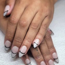 Vip Nail Spa - Get ready to nail your style and relax like a true VIP‼
Call and book an appointment or walk in during salon hours‼