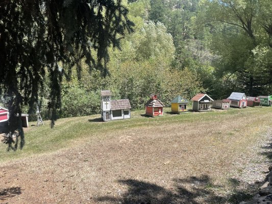 Tiny Town & Railroad by null