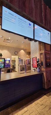 Streetbird Las Vegas by Chef Marcus Samuelsson by null Streetbird Las Vegas by Chef Marcus Samuelsson by null