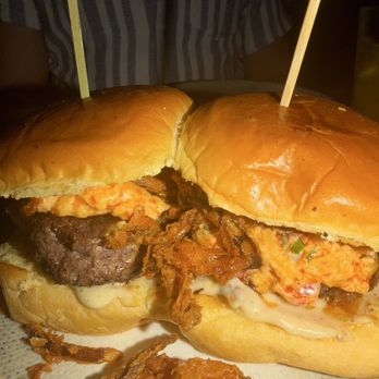 Palette 22 - P22 CHEESEBURGER SLIDERS - Bars Near Me - Arlington, Virginia Palette 22 - P22 CHEESEBURGER SLIDERS - Bars Near Me - Arlington, Virginia
