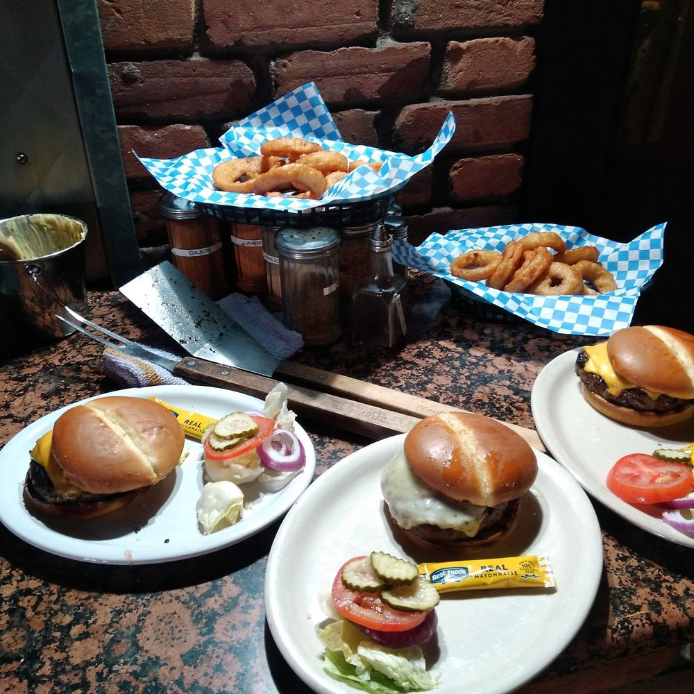 Palo Cedro Inn - burgers and onion rings - Barbeque Near Me - Palo Cedro, California Palo Cedro Inn - burgers and onion rings - Barbeque Near Me - Palo Cedro, California