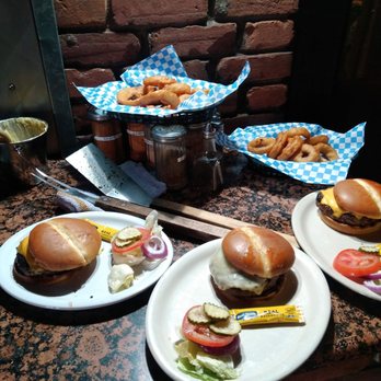 Palo Cedro Inn - burgers and onion rings - Barbeque Near Me - Palo Cedro, California Palo Cedro Inn - burgers and onion rings - Barbeque Near Me - Palo Cedro, California